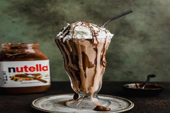 NUTELLA MILKSHAKE